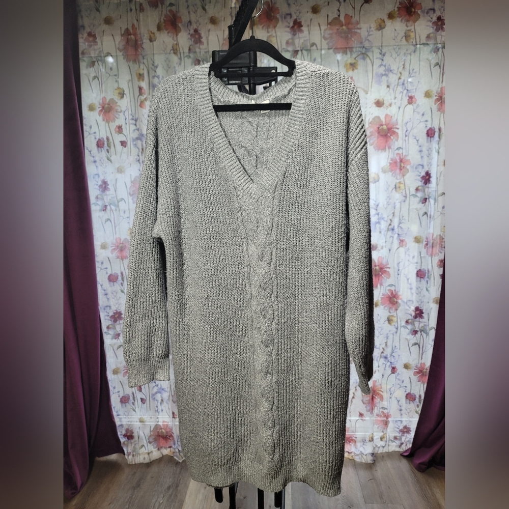 Roxy V-Neck Sweater Dress in Light Gray